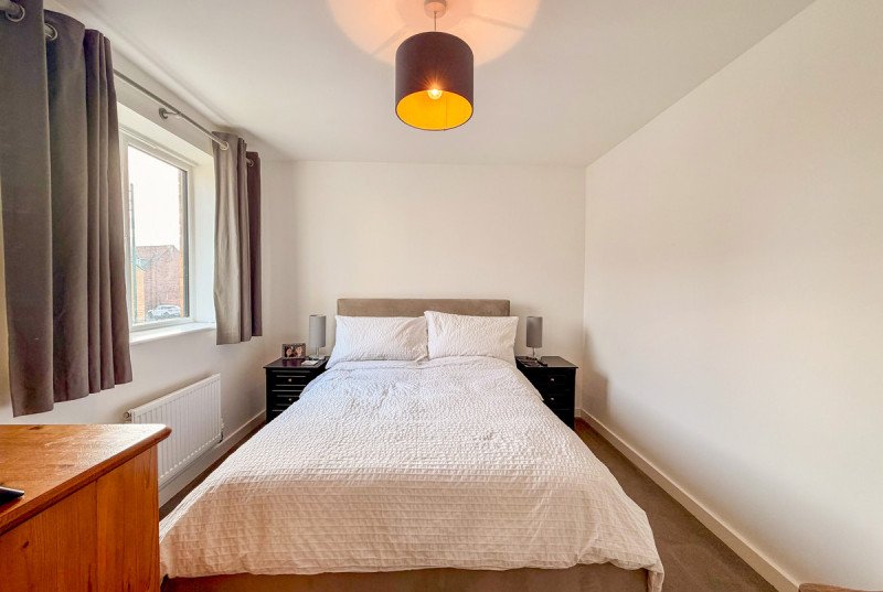 Westbury Drive, Hampton Gardens19