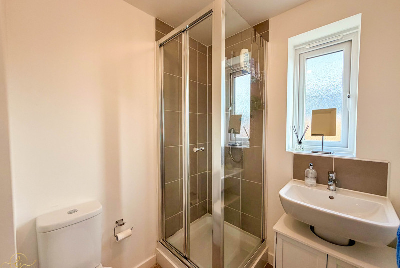 Westbury Drive, Hampton Gardens20