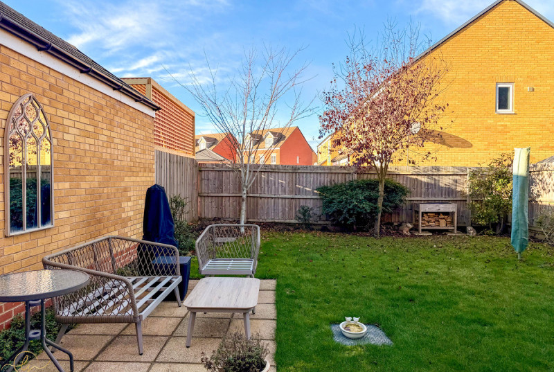 Westbury Drive, Hampton Gardens28