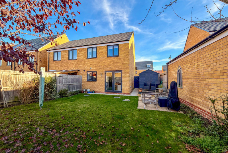 Westbury Drive, Hampton Gardens32