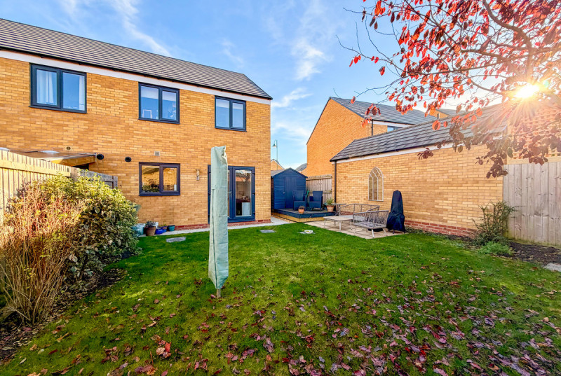 Westbury Drive, Hampton Gardens33