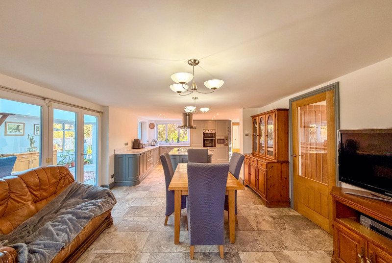 NEWBRIDGE, Fox Road, Catworth22