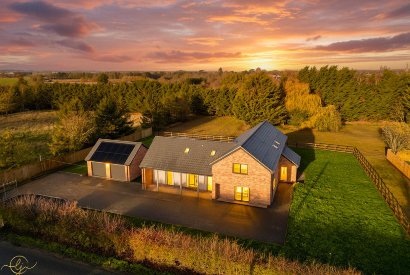 Fir Tree House, Mill Road, Fen Drayton3