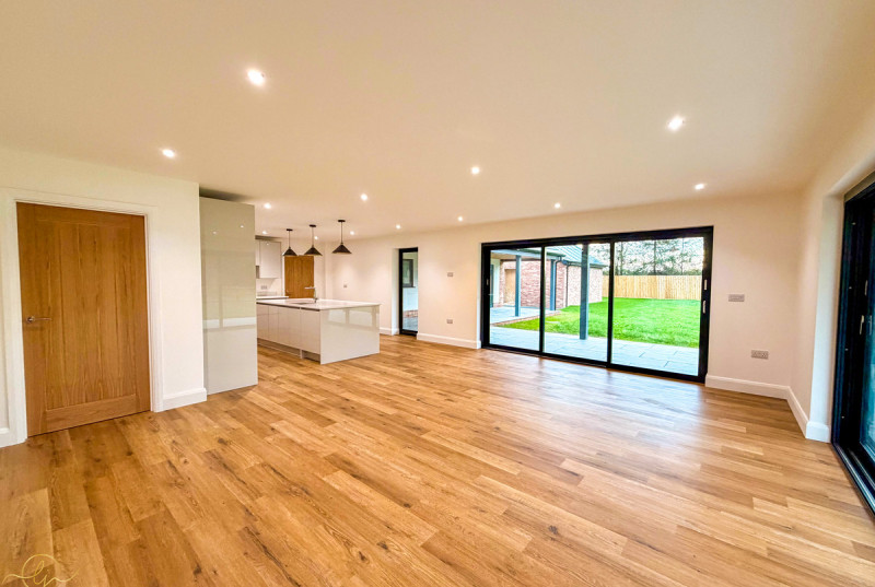 Fir Tree House, Mill Road, Fen Drayton7