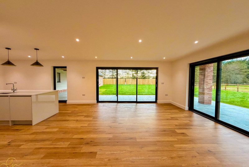 Fir Tree House, Mill Road, Fen Drayton13