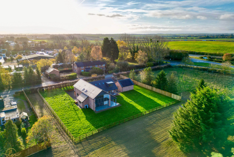 Fir Tree House, Mill Road, Fen Drayton29