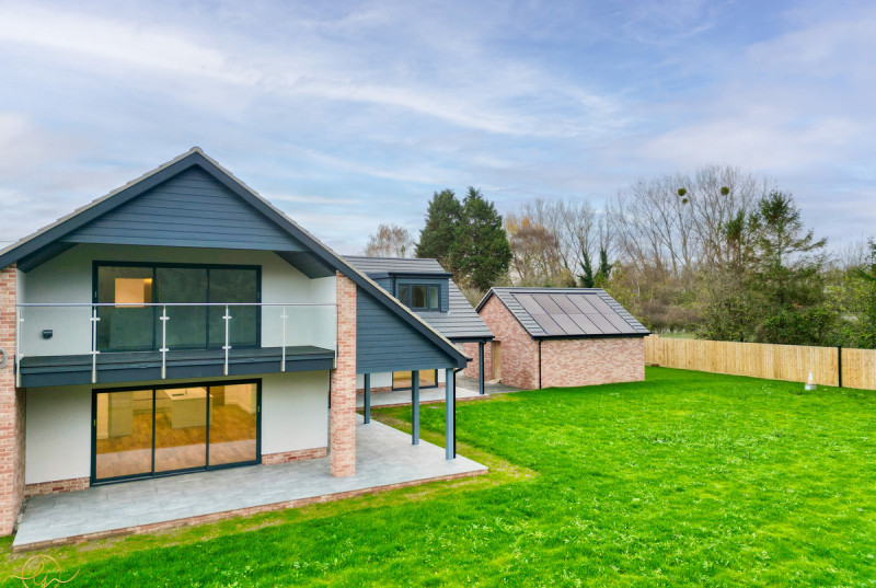 Fir Tree House, Mill Road, Fen Drayton33