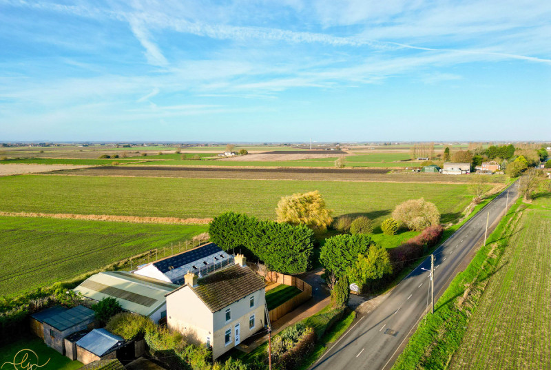 Oilmills Road, Ramsey Mereside7