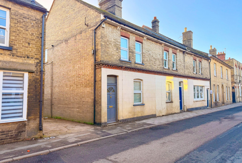 High Street, Ramsey17