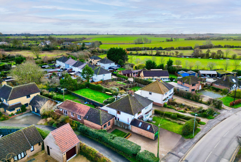 High Street, Somersham24