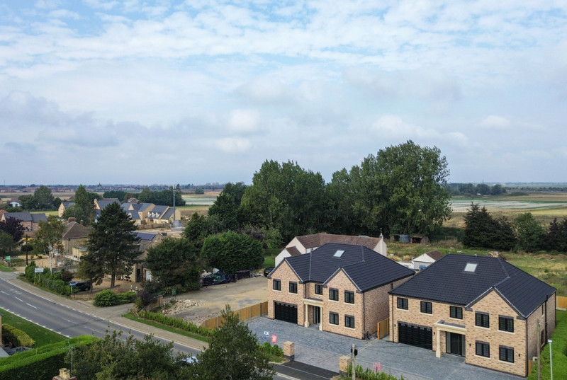 Coates Road, Eastrea5