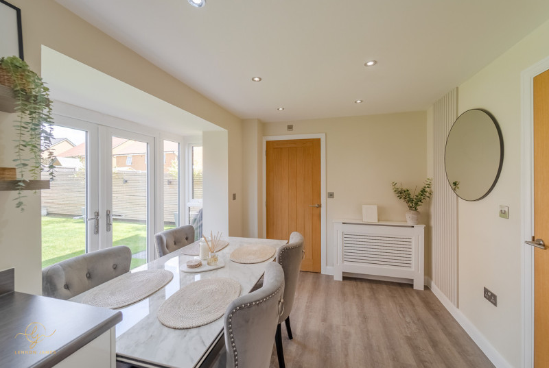 Broadstone Drive, Hampton Water23