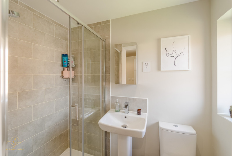 Broadstone Drive, Hampton Water28