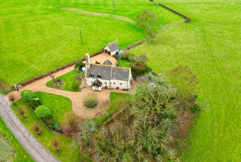 Church House, Back Road, Caldecote