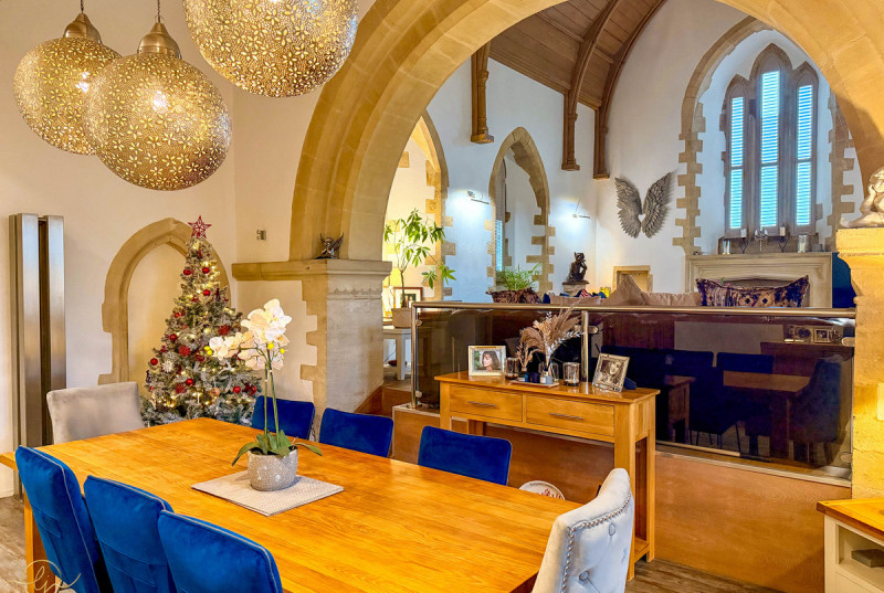 Church House, Back Road, Caldecote7