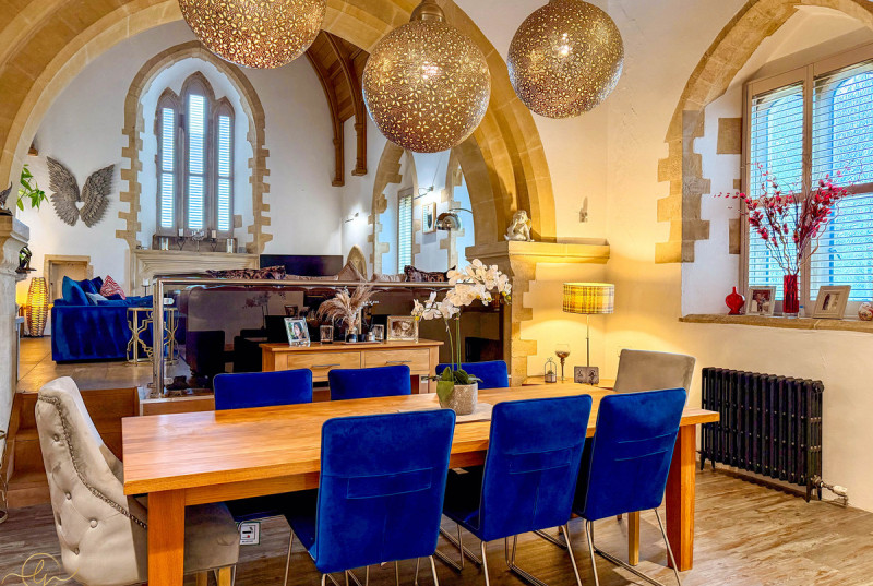 Church House, Back Road, Caldecote8