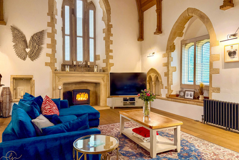 Church House, Back Road, Caldecote12