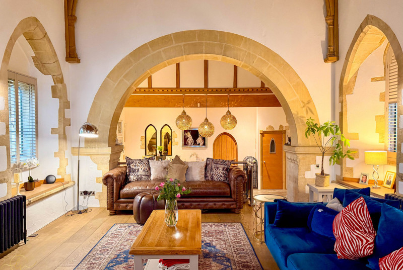 Church House, Back Road, Caldecote13