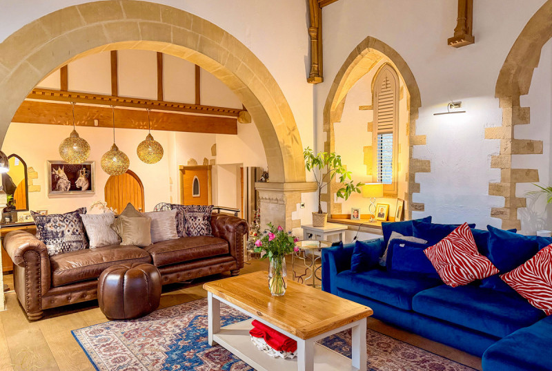 Church House, Back Road, Caldecote17