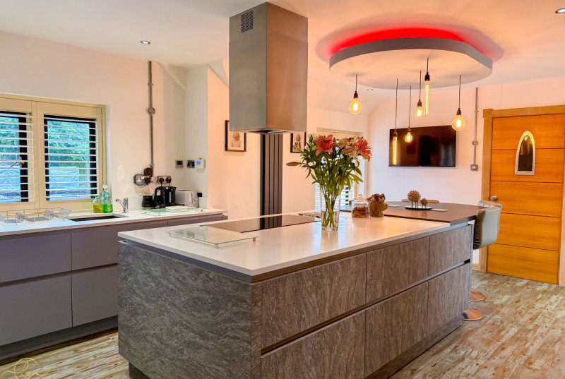 Church House, Back Road, Caldecote22