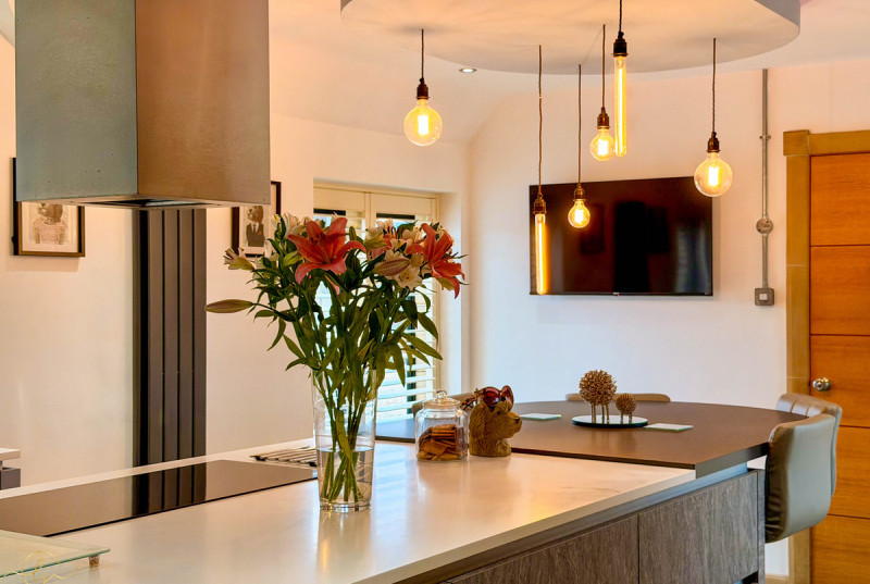 Church House, Back Road, Caldecote24