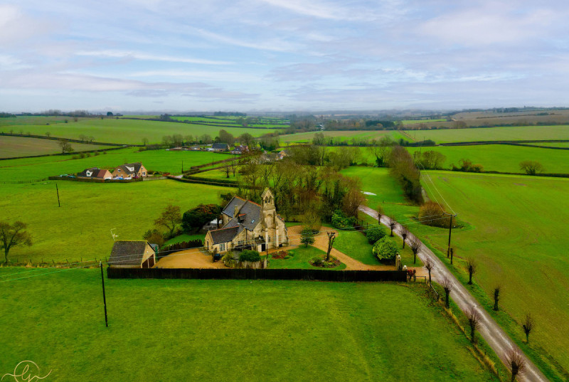 Church House, Back Road, Caldecote48