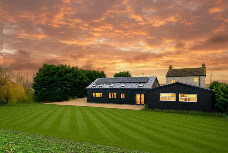 Oilmills Road, Ramsey Mereside6