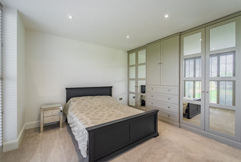 March Road, Coates33