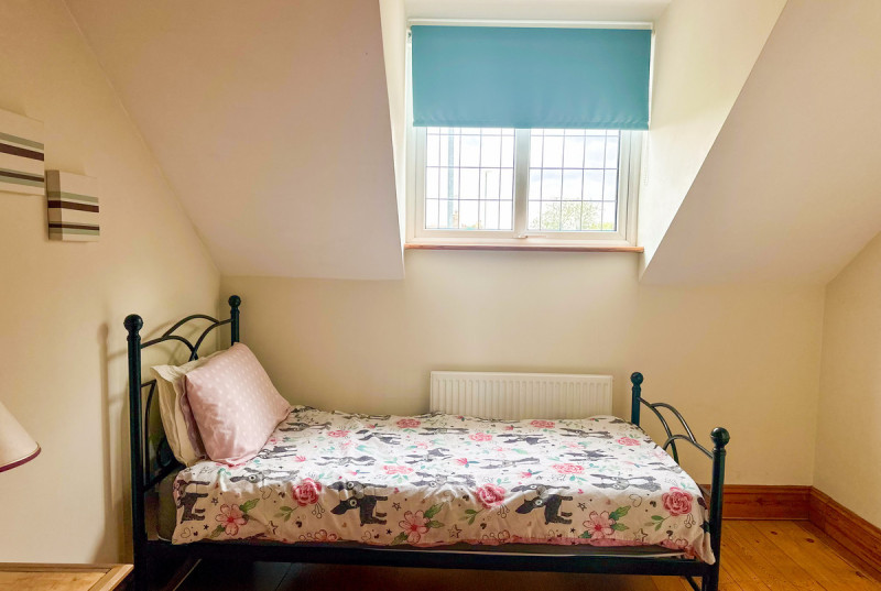 March Road, Coates36