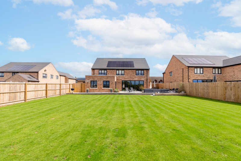 Wype Road, Eastrea49