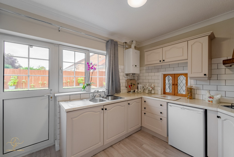 Windsor Close, St Ives13
