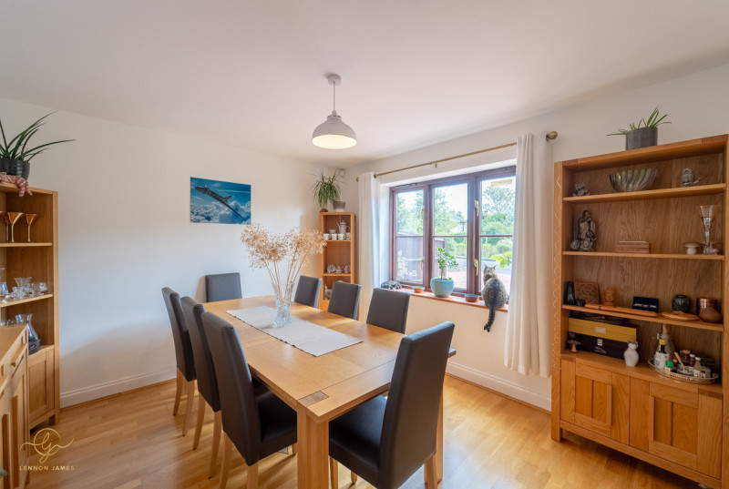 Helens Close, Upwood11