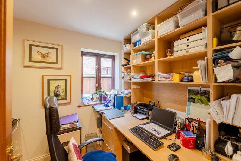 Helens Close, Upwood13