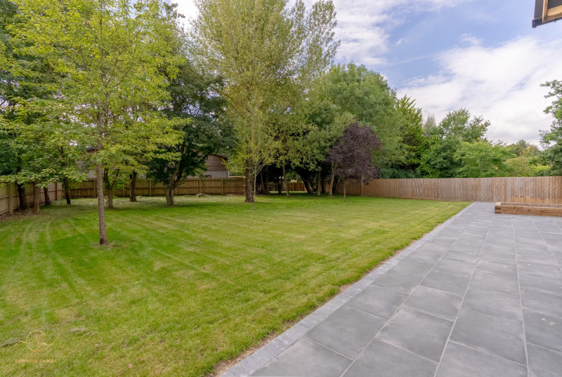 Thrapston Road, Bythorn46