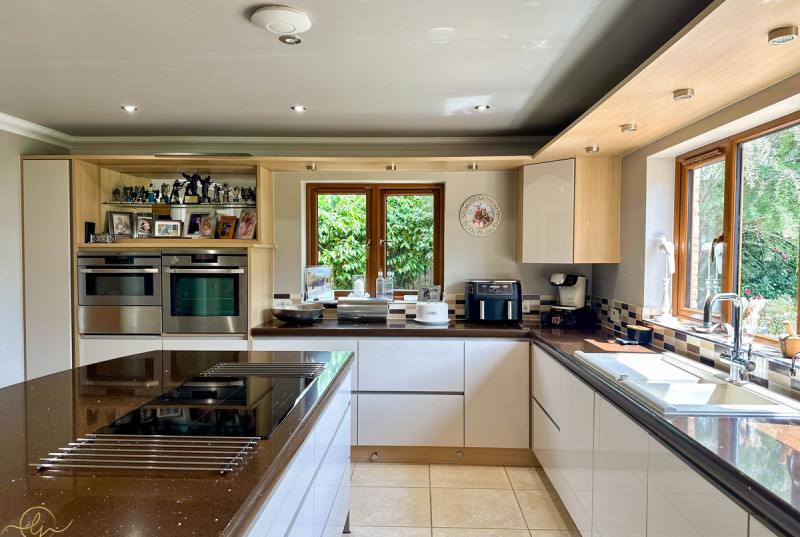 Bramley Villa, Longstaff Way, Hartford15