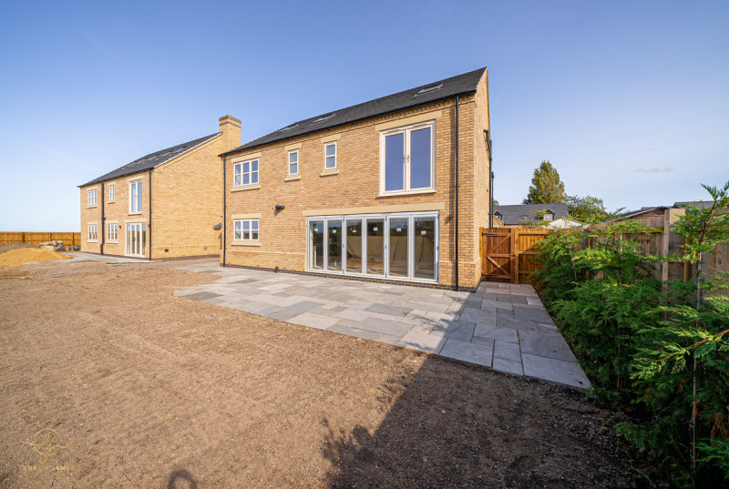 Coates Road, Eastrea32