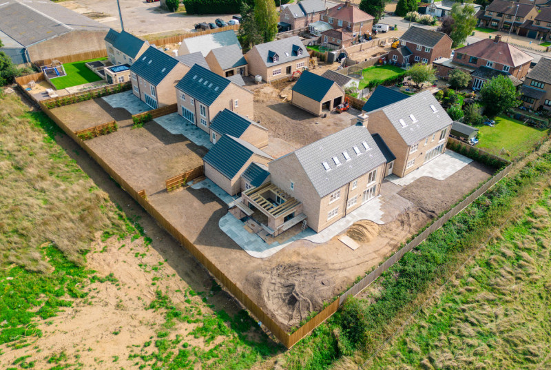 Coates Road, Eastrea1