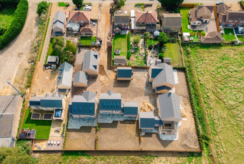 Coates Road, Eastrea25