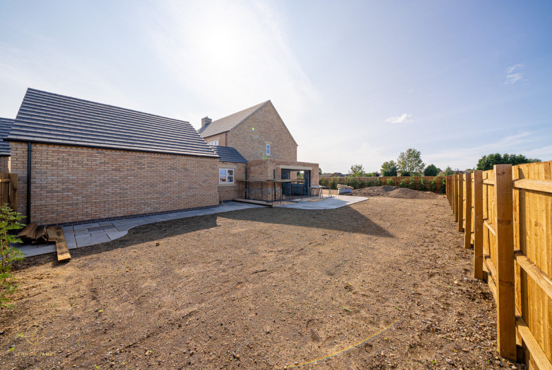 Coates Road, Eastrea30