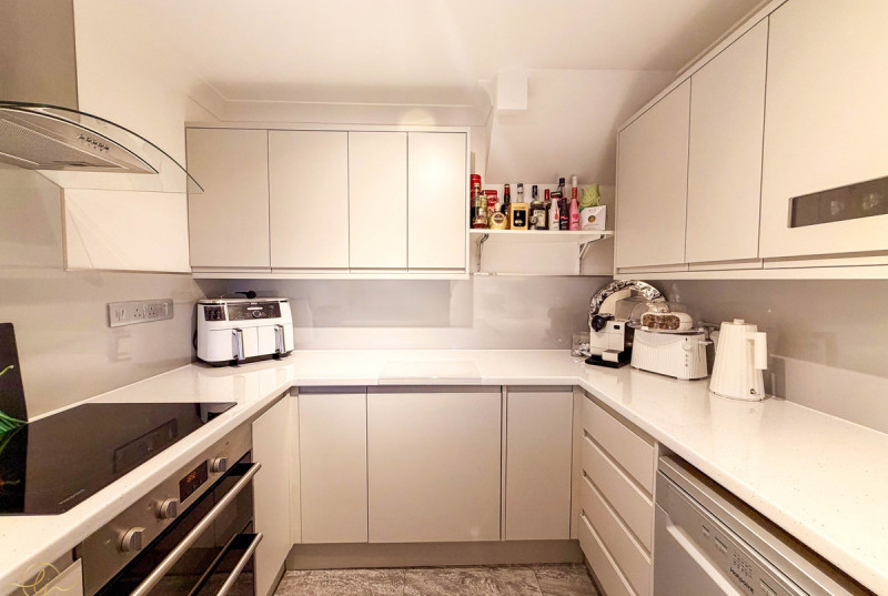 Meadow Close, St Ives23