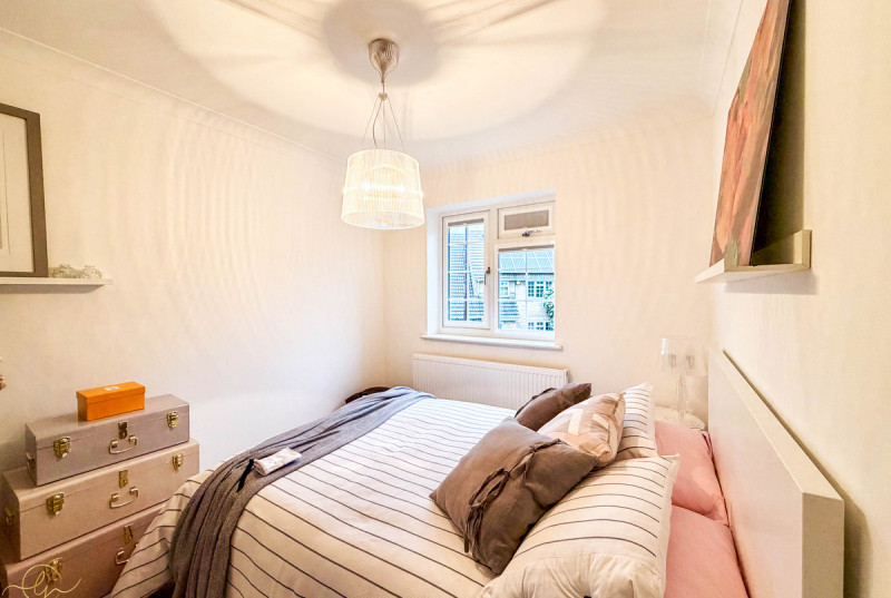 Meadow Close, St Ives31