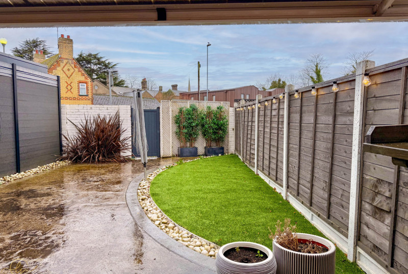 Meadow Close, St Ives36