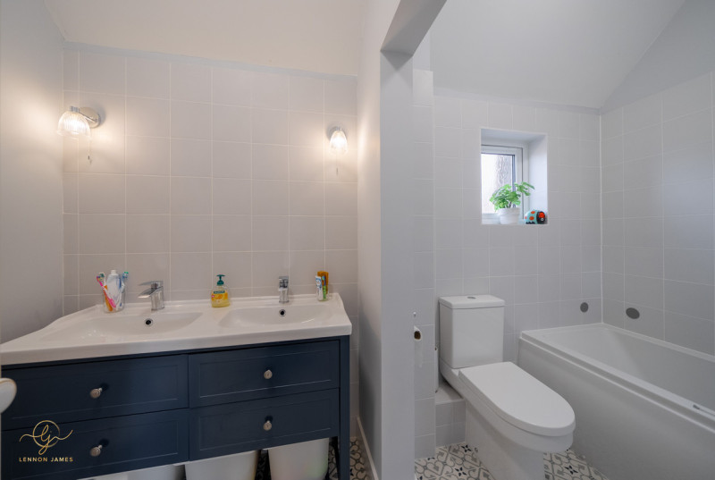 Waterhaven, Earith24