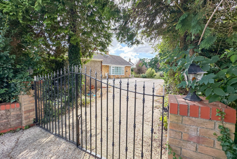 Fen Road, Warboys Road, Pidley9