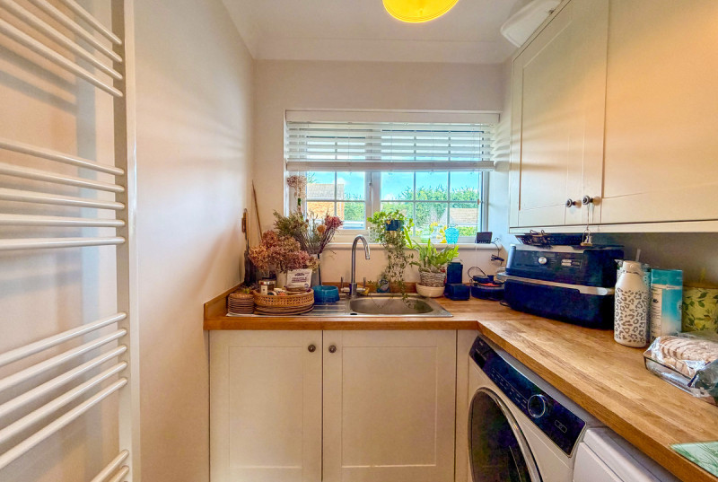 Mere Close, Ramsey Mereside28