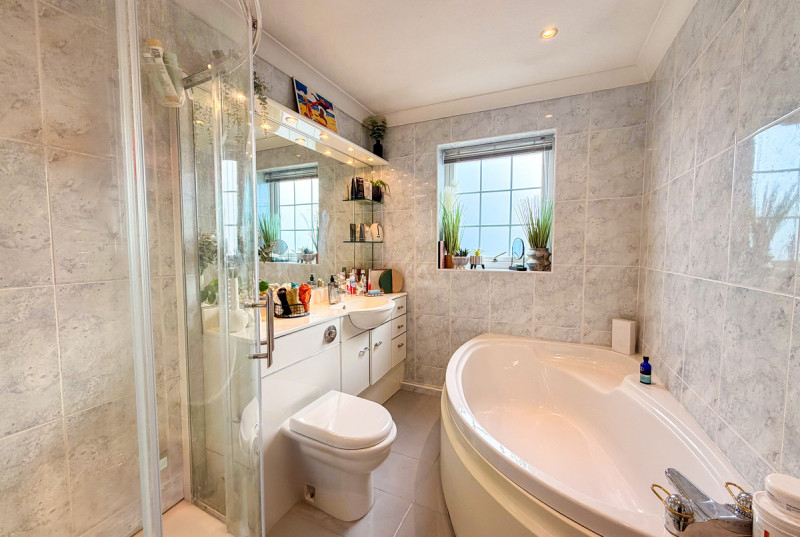 Mere Close, Ramsey Mereside34