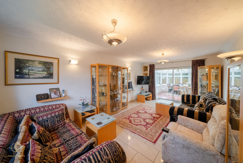 St Johns Close, Woodhurst1