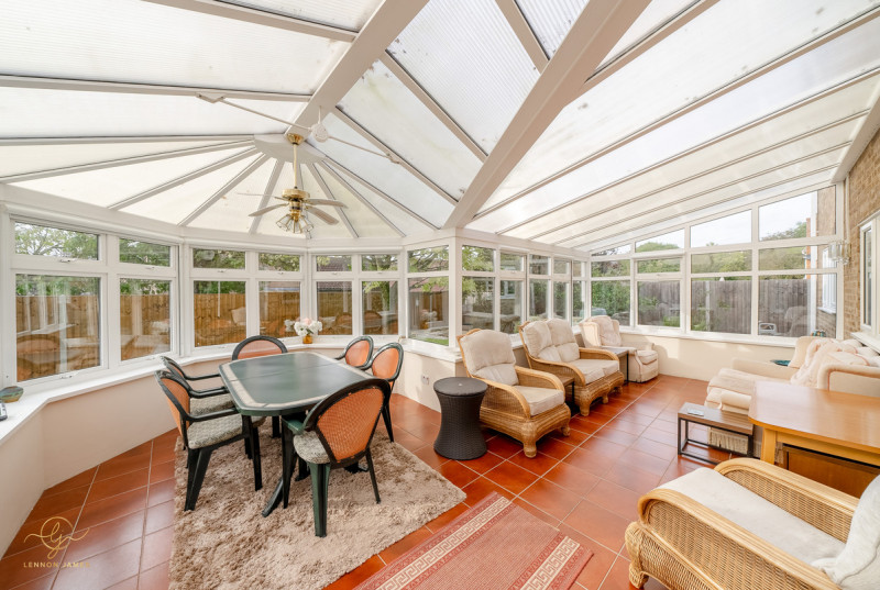 St Johns Close, Woodhurst11