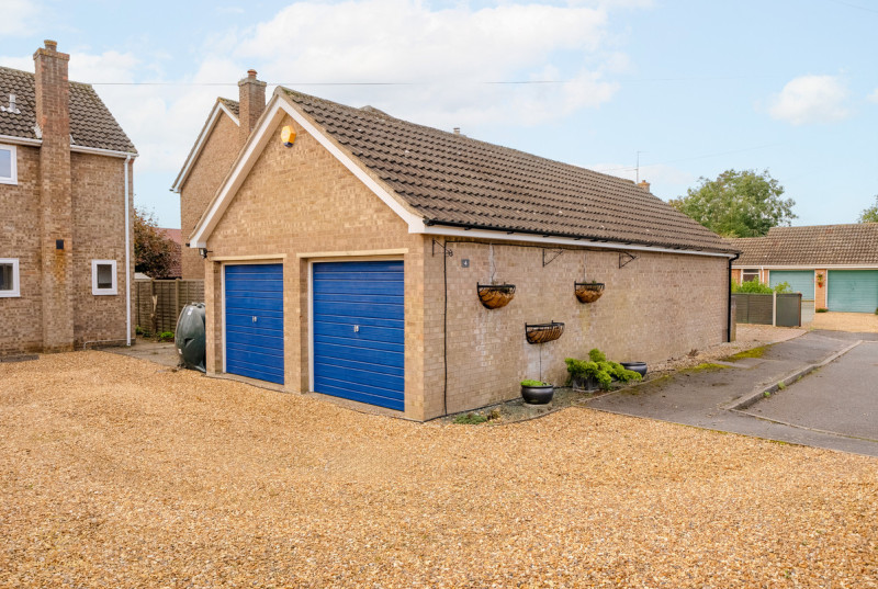 St Johns Close, Woodhurst32