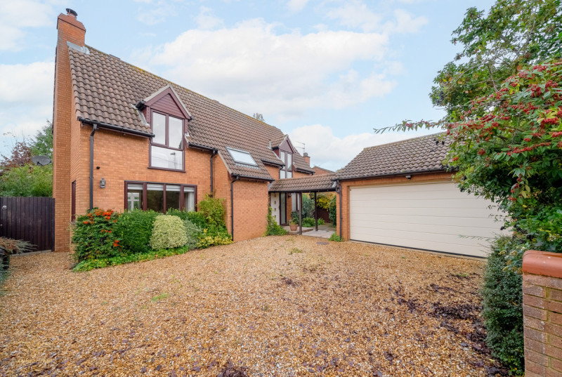 West Drive, Highfields Caldecote3